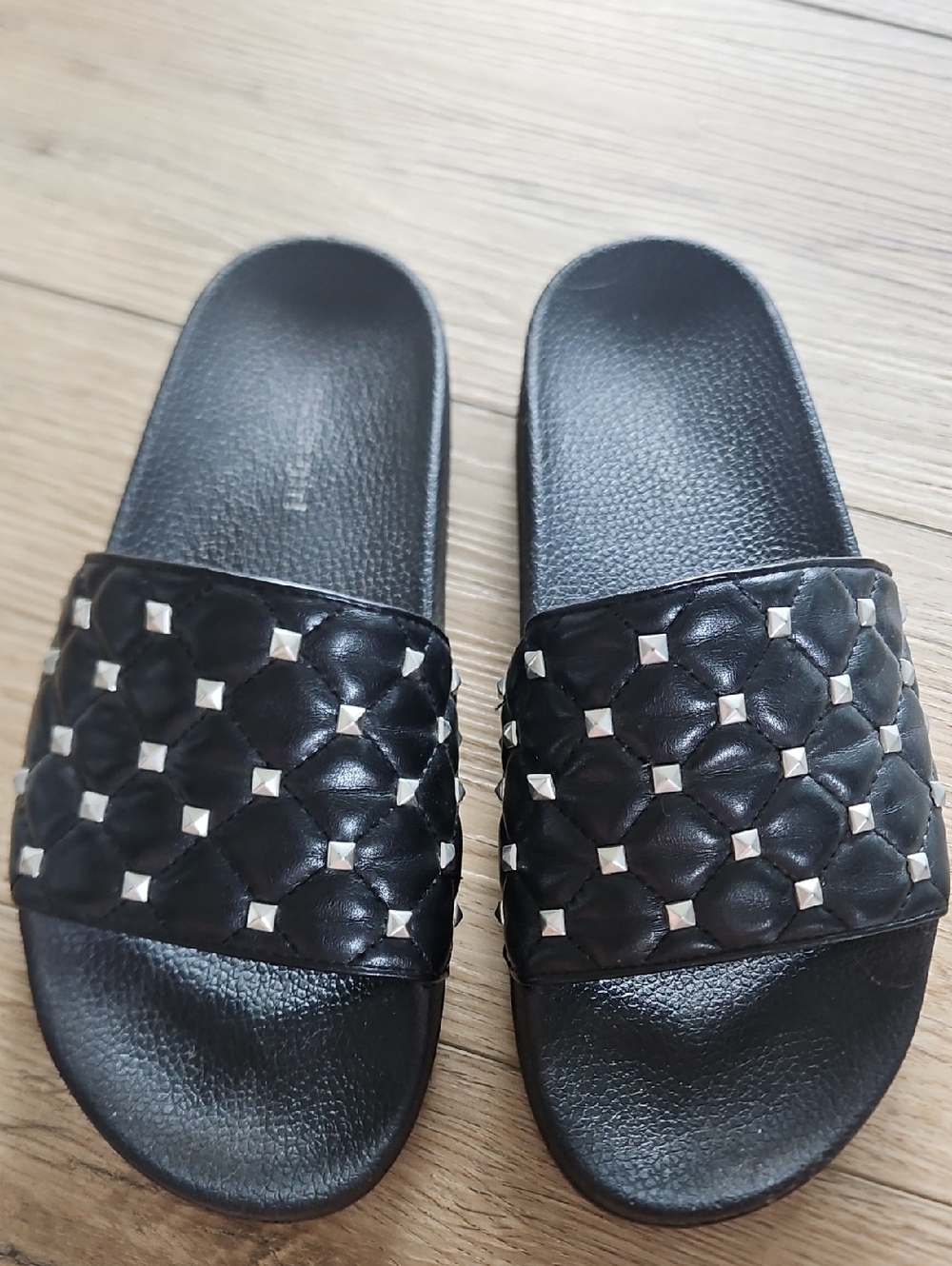 Madden Girl Black Studded Slide Sandals - Women Size 9